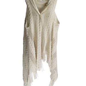 Crochet Style Knitted Vest